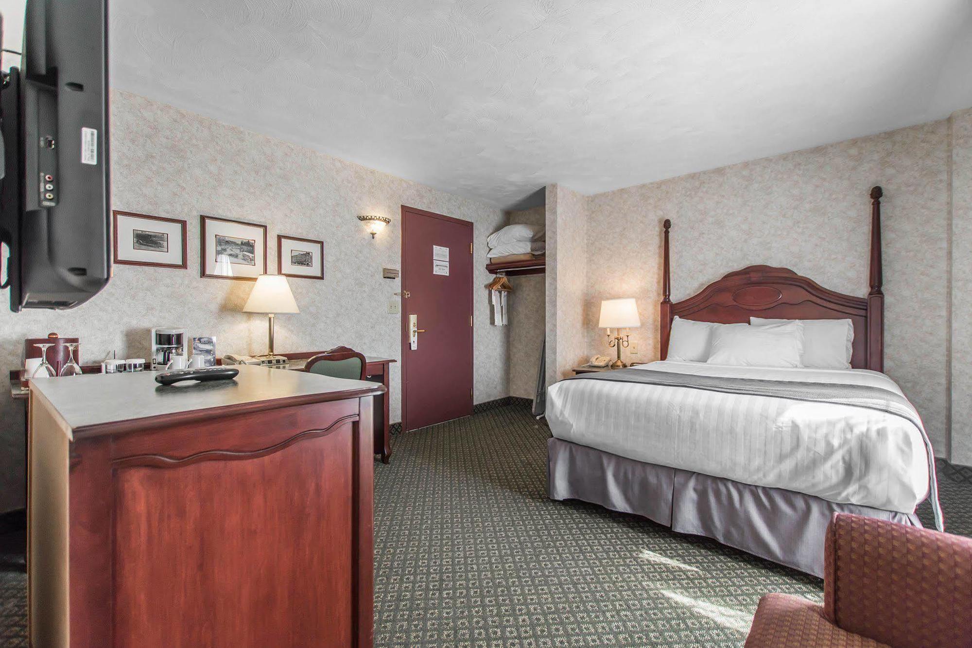 Chateau Trademark Collection By Wyndham Hotel Moncton